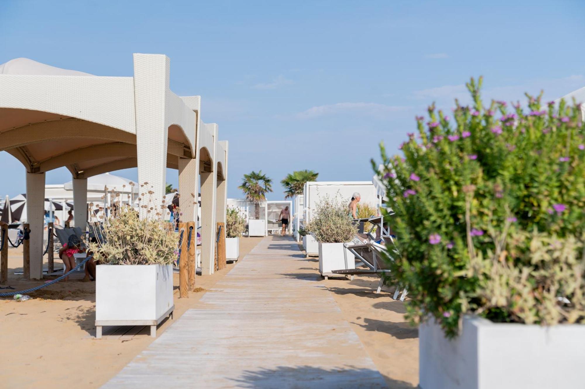 Residence Serenissima Μπιμπιόνε Εξωτερικό φωτογραφία