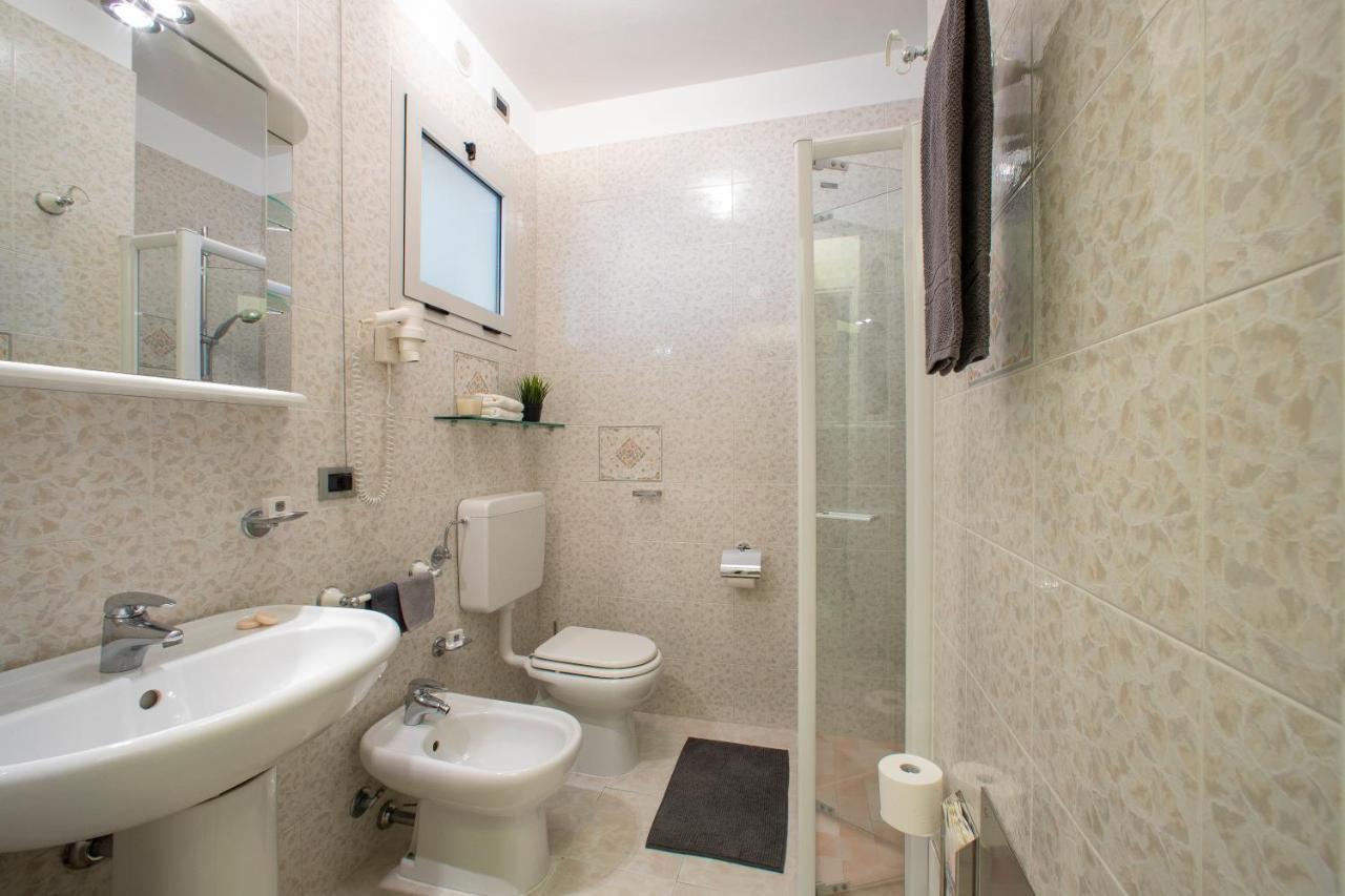 Residence Serenissima Μπιμπιόνε Εξωτερικό φωτογραφία